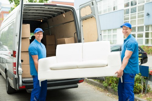 Man and van moving service in Maida Vale near residential flats