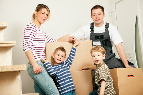Local moving team providing man and van support in Maidavale