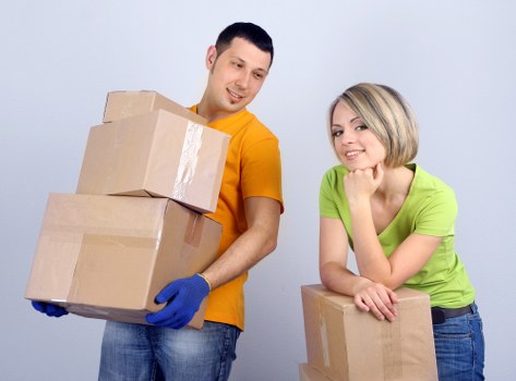 Different box sizes and packing materials available in Maidavale