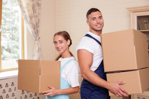 Packing and unpacking service helping a Maida Vale family settle in