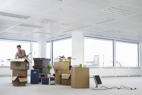 Illustration of screen-reader compatibility on a removals website