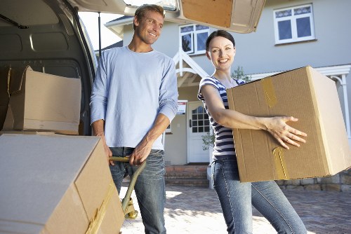 Affordable moving van service for business deliveries in Maidavale